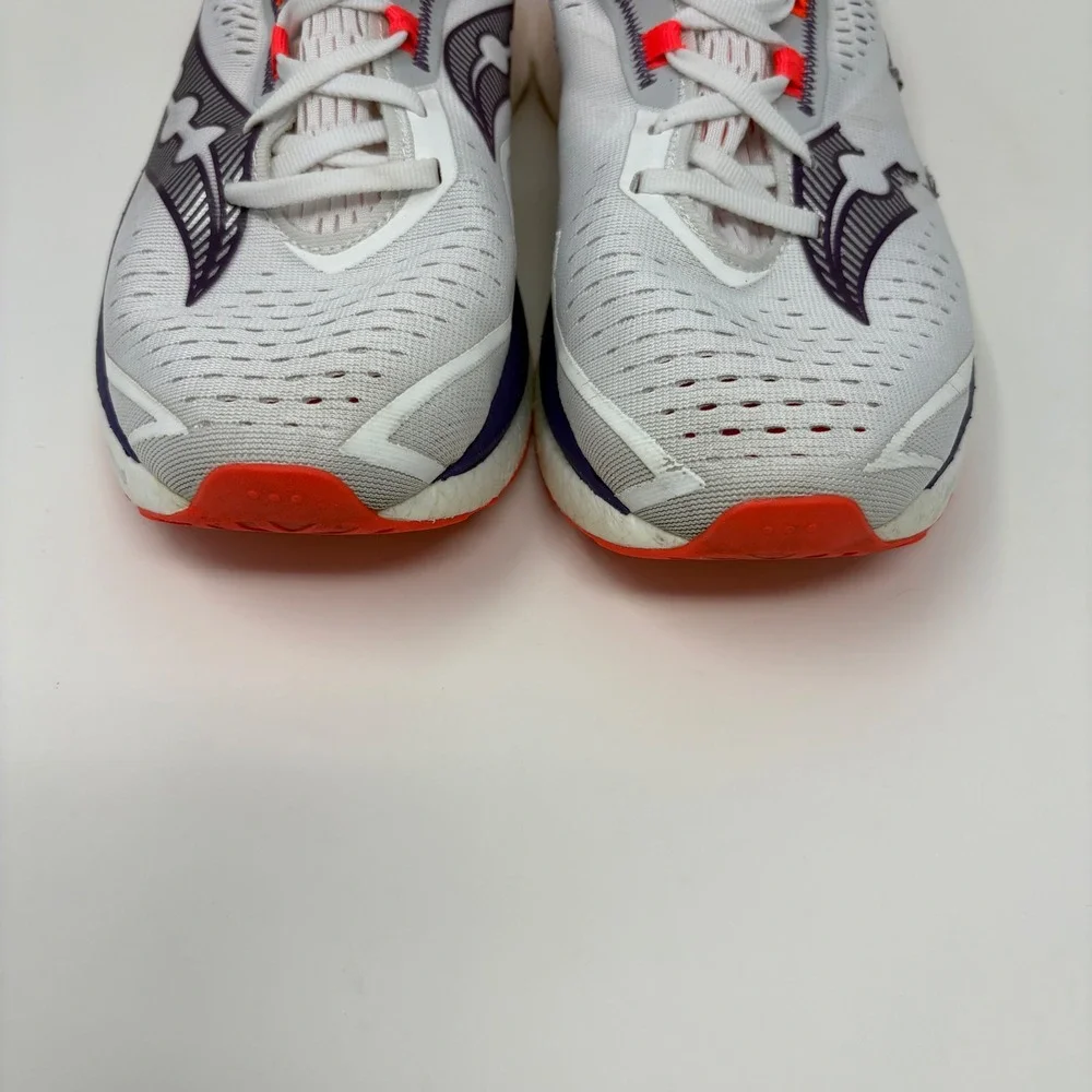 Saucony Endorphin Speed 4 Women's Size 10 White Orange Running Shoes S10940-129